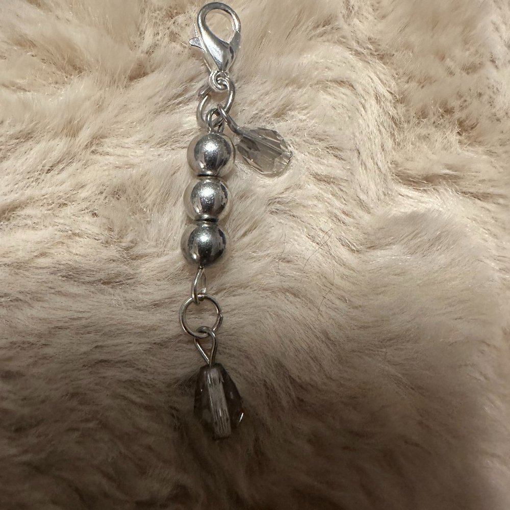 Zipper Pull